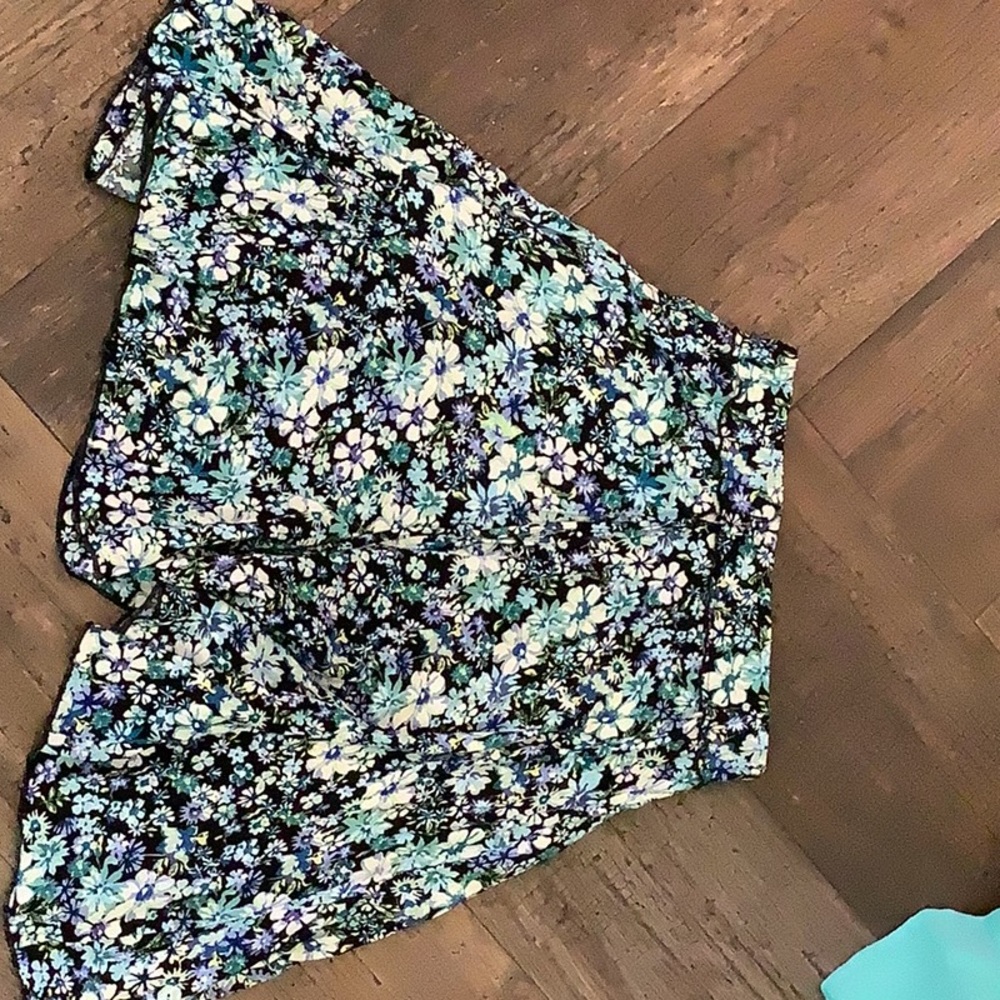 Wild Fable multi blue floral skirt
